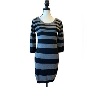 Majora striped knit sweater dress 3/4 sleeves shoulder buttons Size L